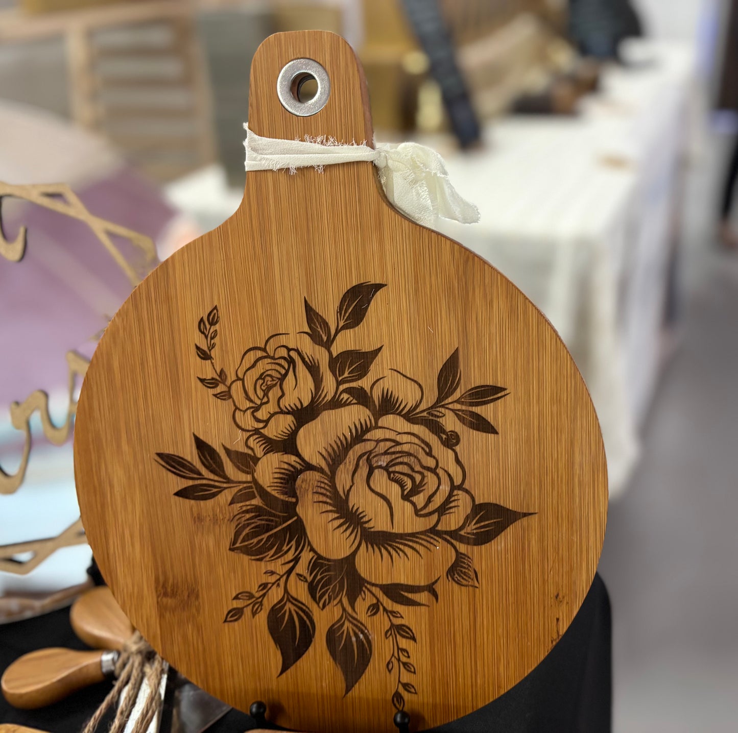 Charcuterie Board with Flowers Engraving